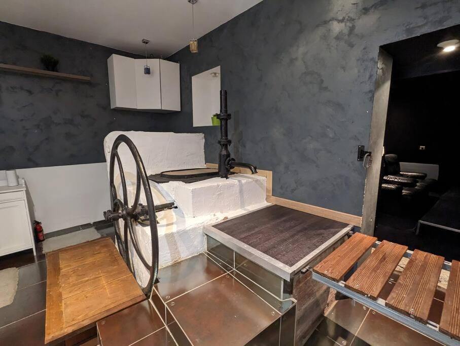 Maison De Village, Jacuzzi, Salle Cinema Valencin Exterior photo